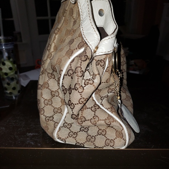 SOLD!!! Authentic Pre-owned Gucci handbag - Picture 3 of 8
